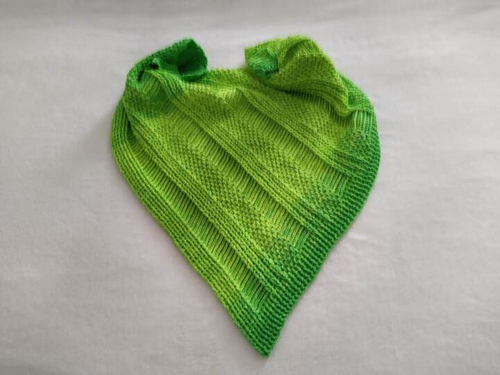 Häkelanleitung "Juste" asymetrisches Tuch