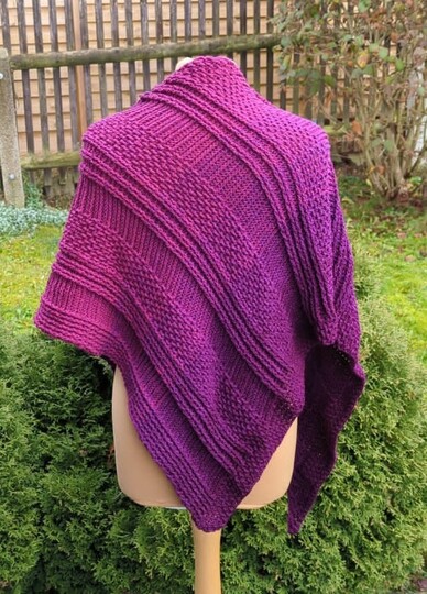 Häkelanleitung "Juste" asymetrisches Tuch