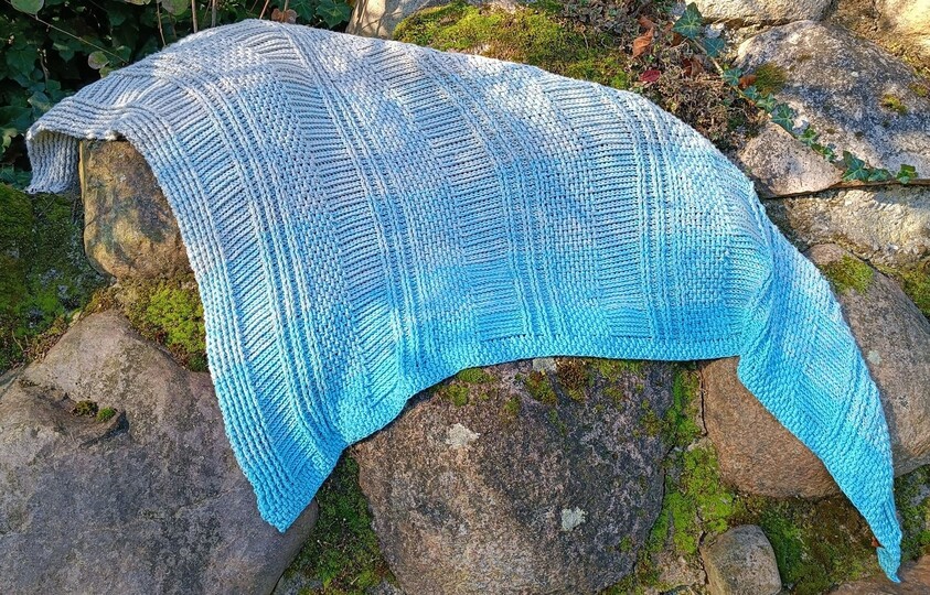 Häkelanleitung "Juste" asymetrisches Tuch