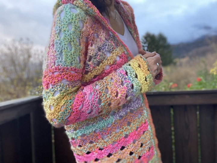 Fröhliche Häkeljacke AQUARELL | mit/ohne Kapuze | nahtlos