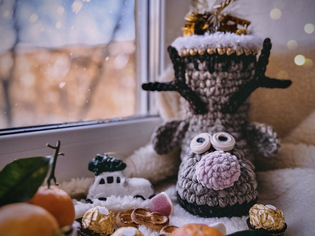 Crochet pattern boot basket reindeer PDF digital and video tutorial