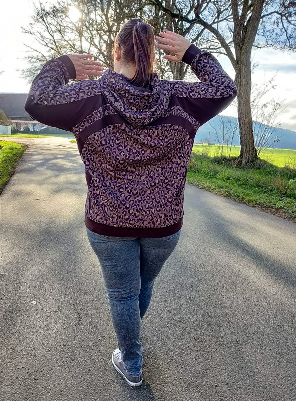 Schnittmuster Hoodie oder Pullover Von Licht erfüllt Gr. 32 - 62 - Bild 35