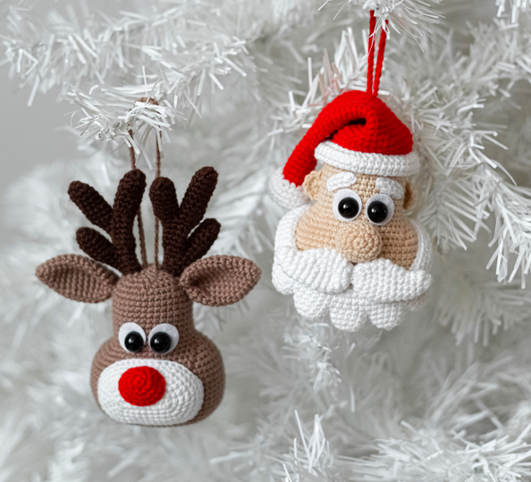 Christmas ornament tree's toy Rudolph