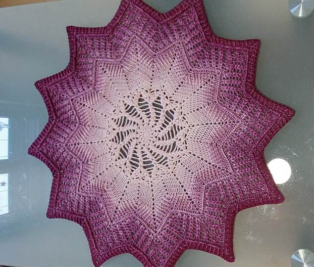 Crochet pattern  star Mira