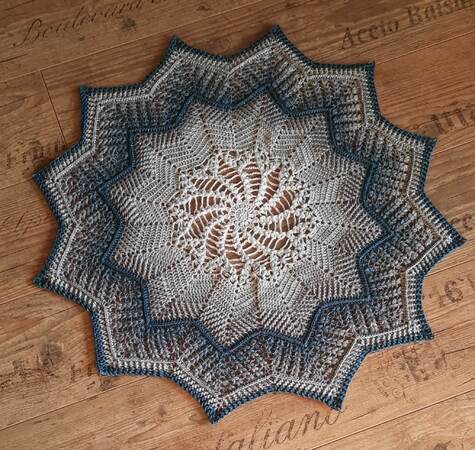 Crochet pattern  star Mira