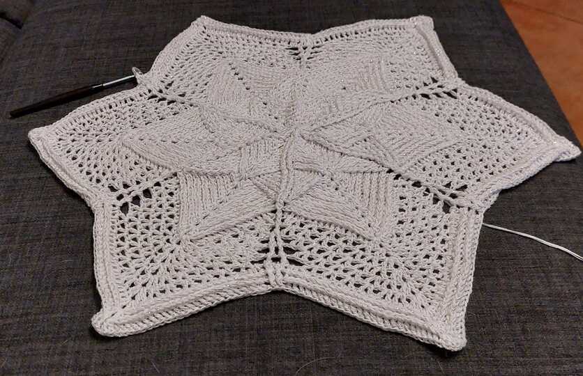 Erweiterung zum Sternendeckchen "Christmas Love" - mittelgroß und XL Vergrö