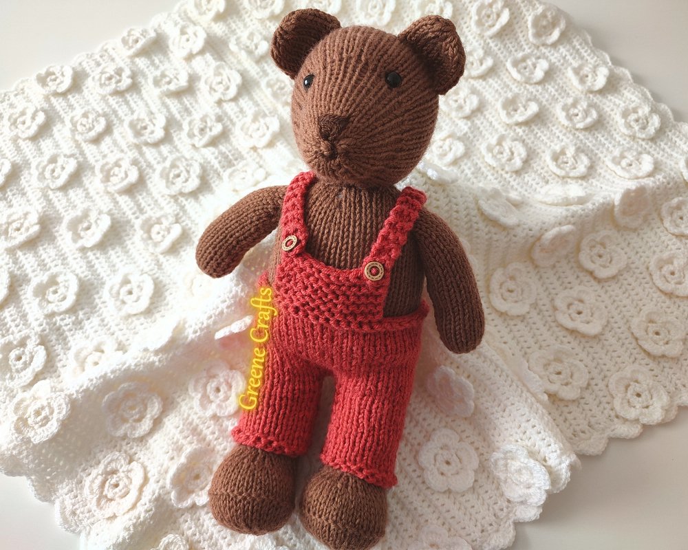 Chubby, the Bear Boy - Toy Knitting Pattern