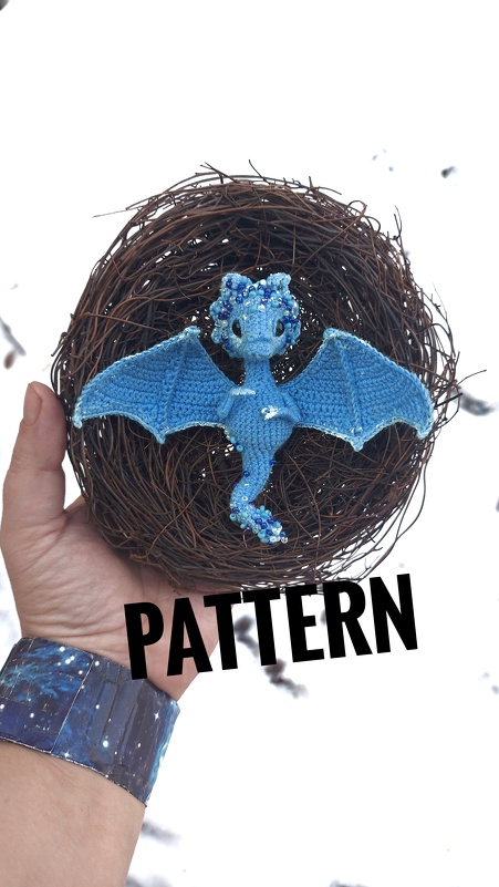 Dragon brooch crochet pattern