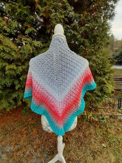 Dreieckstuch "breaking" Häkelanleitung