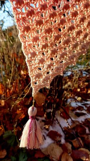 "Zawadi" - Dreieckstuch asymmetrisch - Häkelanleitung