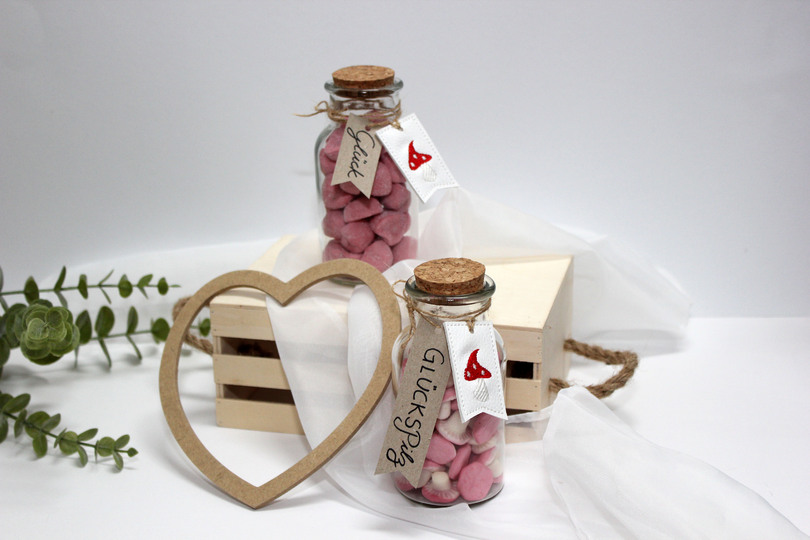 Stickdatei Schlüsselanhänger Fliegenpilz Glücksbringer