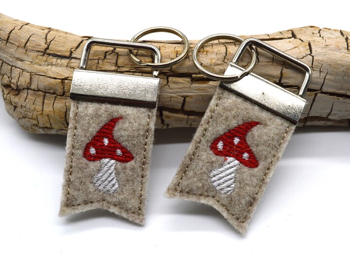 Stickdatei Schlüsselanhänger Fliegenpilz Glücksbringer