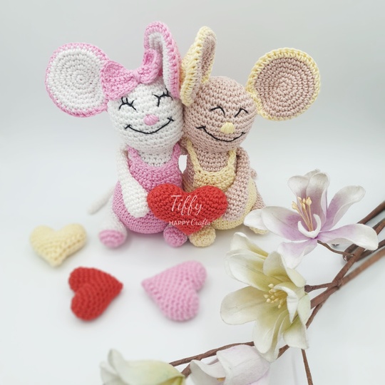 Tiffy the Mouse in Love | Amigurumi Crochet Pattern PDF