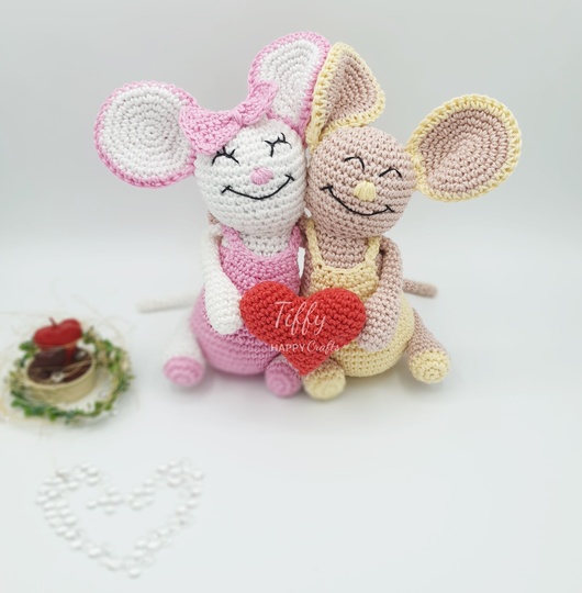 Tiffy the Mouse in Love | Amigurumi Crochet Pattern PDF
