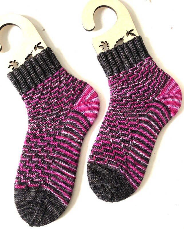 Einfache Anleitung für Strickmuster "Treppchen"