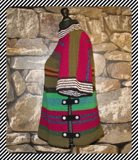 Häkelanleitung Halb Poncho Halb Pullover Figur-Schmeichler aus Wollreste