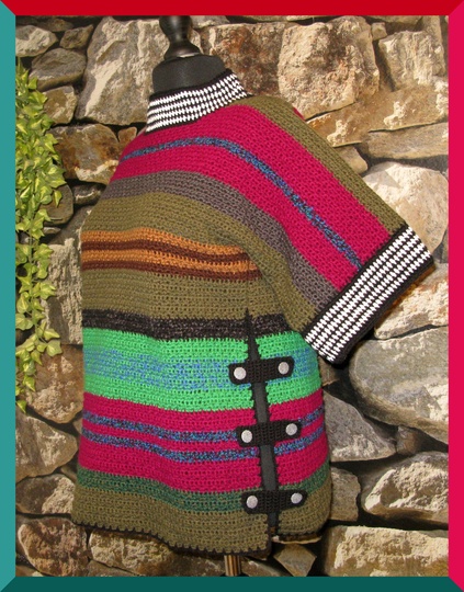 Häkelanleitung Halb Poncho Halb Pullover Figur-Schmeichler aus Wollreste