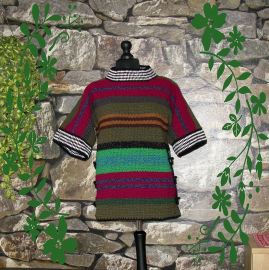 Häkelanleitung Halb Poncho Halb Pullover Figur-Schmeichler aus Wollreste