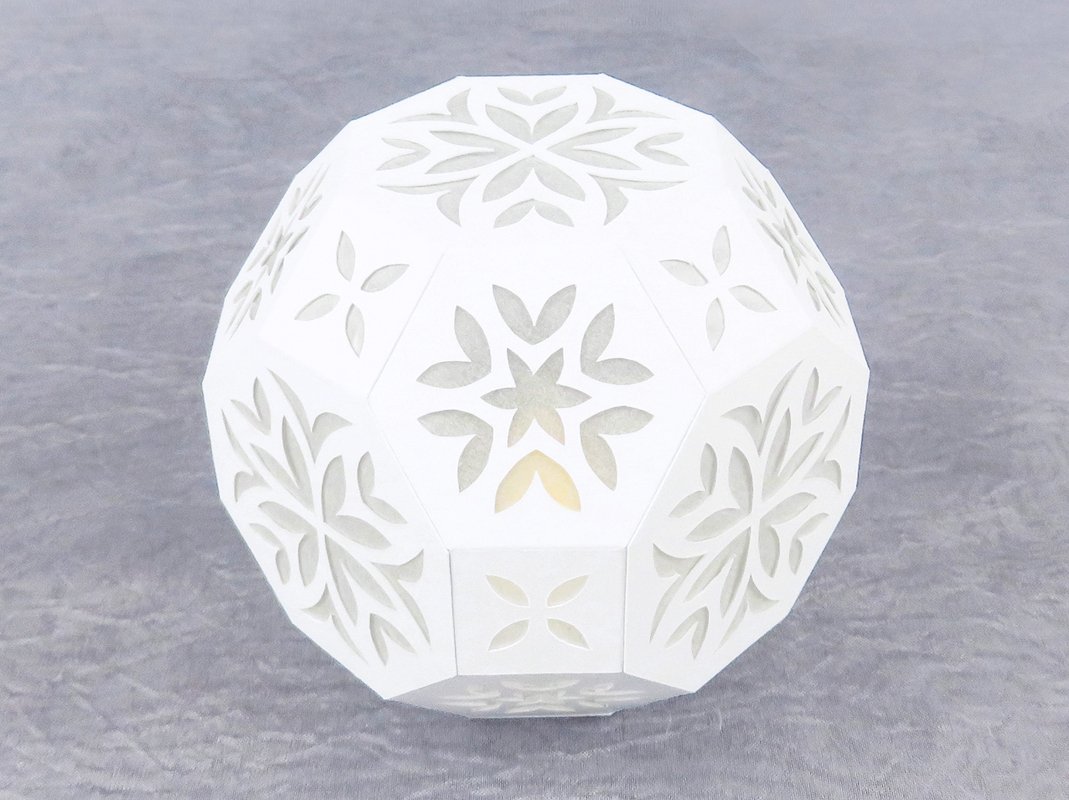 Filigrane Tischleuchte, rund – Bastelanleitung und Vorlagen