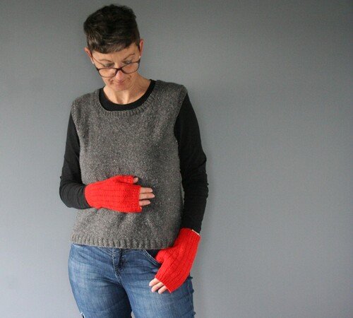 Base Camp mitts knitting pattern for fingerless mitts in 3 unisex sizes