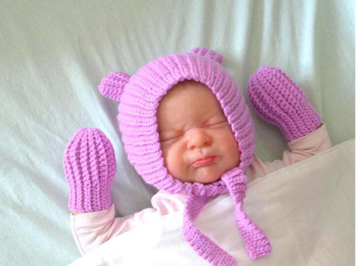 Crochet baby mittens pattern, warm thumbless winter mittens newborn baby