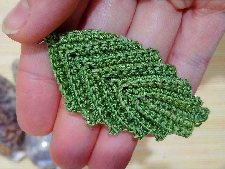 Häkelanleitung Blatt-Ohrringe • Boho Schmuck PDF + Video