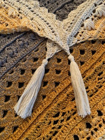 Crochet Pattern Triangular Scarf "Balta" - Best of 2022