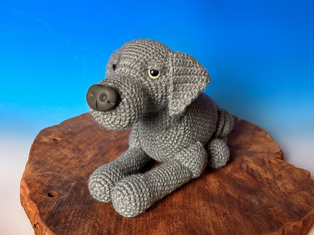 Amigurumi Labrador Hund liegend eBook Häkelanleitung
