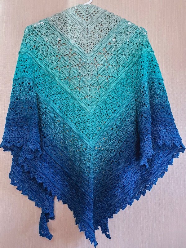 Häkelanleitung Dreieckstuch "Flowers'n'Leafs" - Bild 3