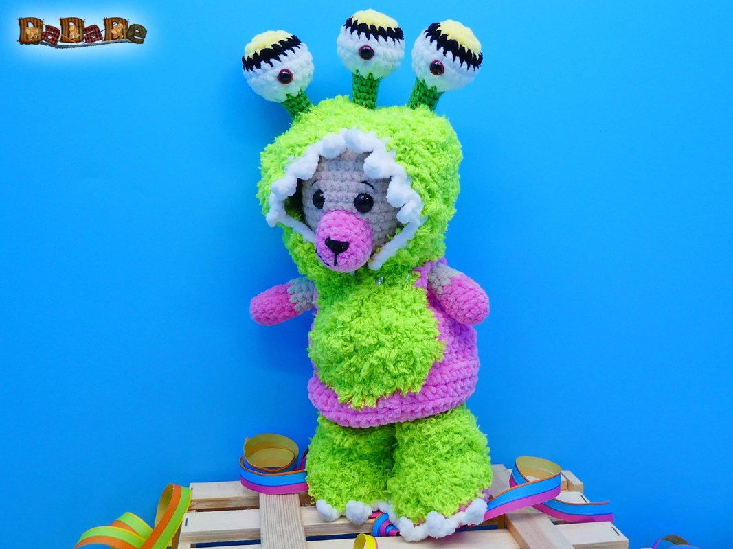 Das Alien-Kostüm und die Bärenbande, Häkelanleitung von DaDaDe