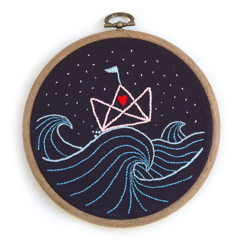 Stickanleitung Faltschiffchen mit Herz