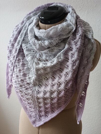 Strickanleitung für das Dreieckstuch "Araya"