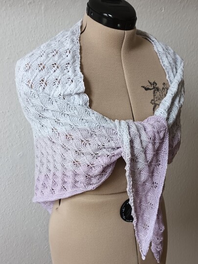 Strickanleitung für das Dreieckstuch "Araya"