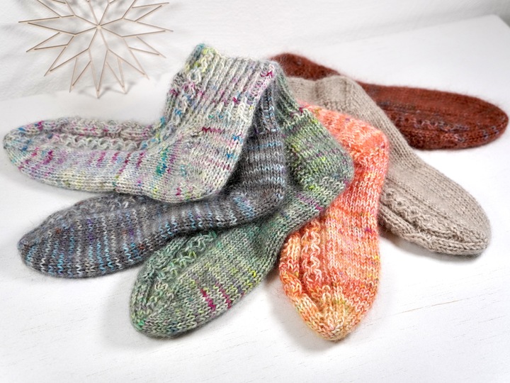 Slippers "Candlelight Socks", Size US 4.5 - 9.5, UK 3 - 8