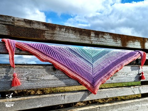 Smart Sue - Häkelanleitung flaches Dreieckstuch