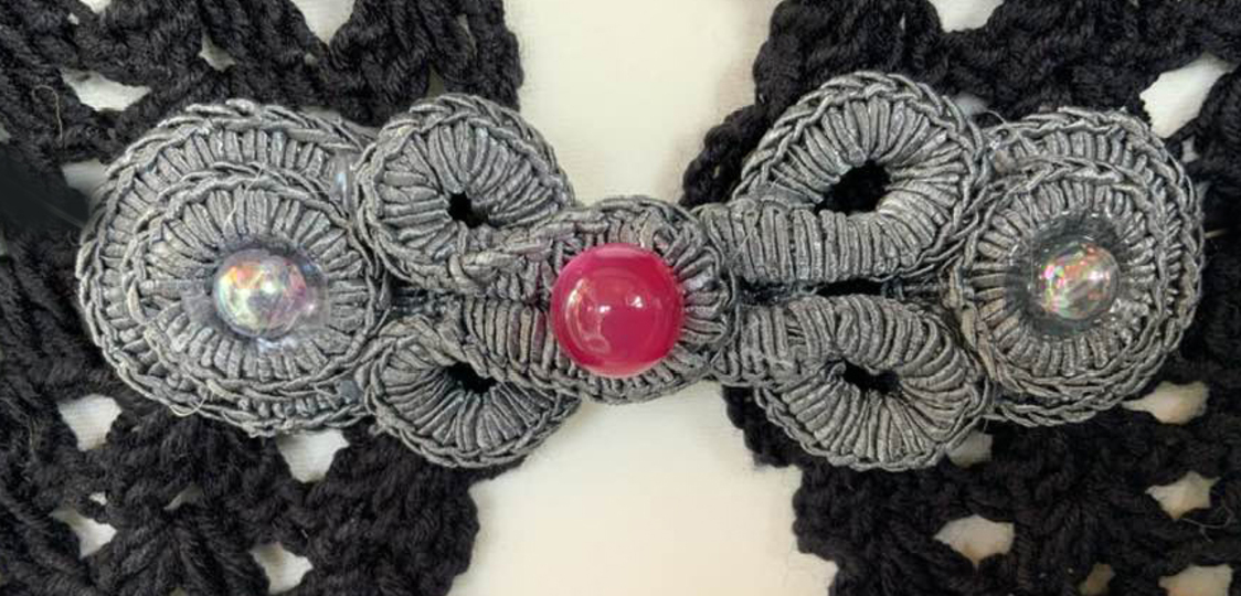 Posamenten SET:  Ohrringe, Verschlüsse, Knöpfe, Schlüsselanhänge