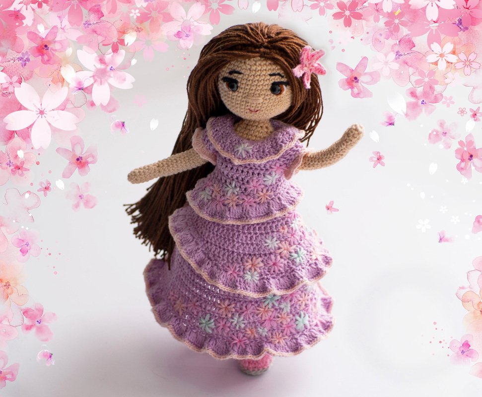 Crochet pattern Isabela doll