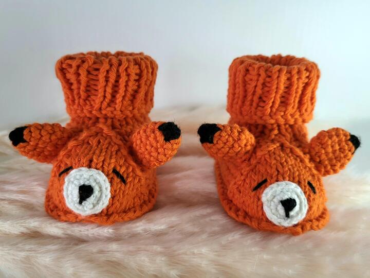 Strickanleitung Babyschühchen Fuchs