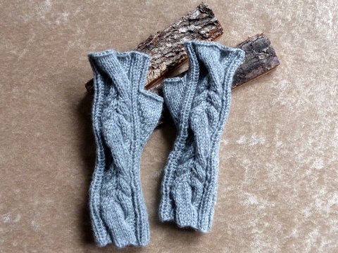 Strickanleitung Stulpen Cleo - fingerlose Handschuhe