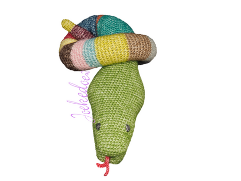 crochet pattern snake in 1 piece