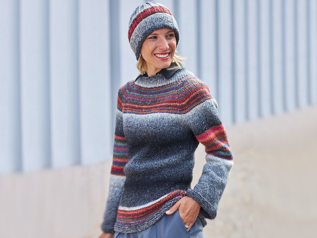 PULLI MIT MÜTZE WONDER-STRIPES, gestrickt