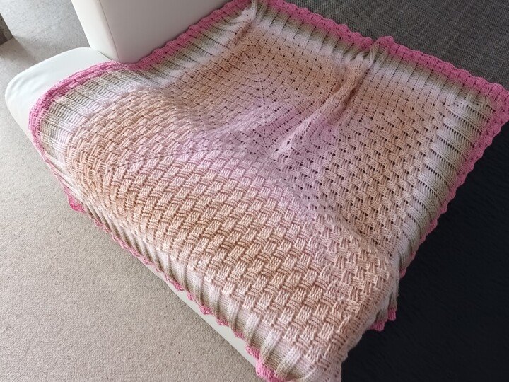 Häkelanleitung für die Decke/Babydecke "Chess"