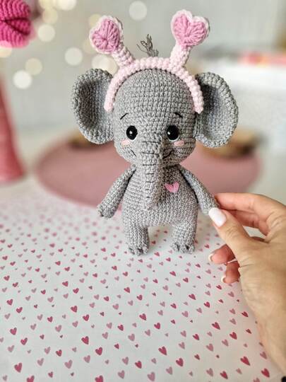 Crochet cute elephant for Valentine`s Day