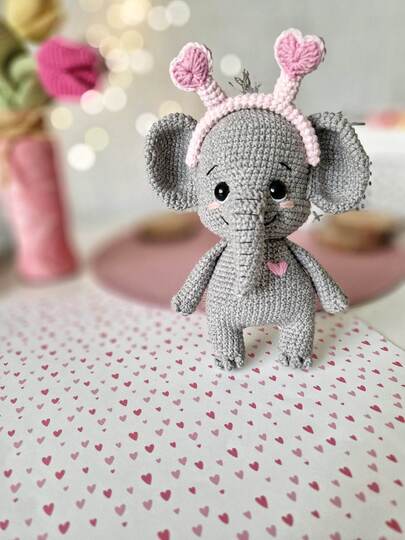 Crochet cute elephant for Valentine`s Day