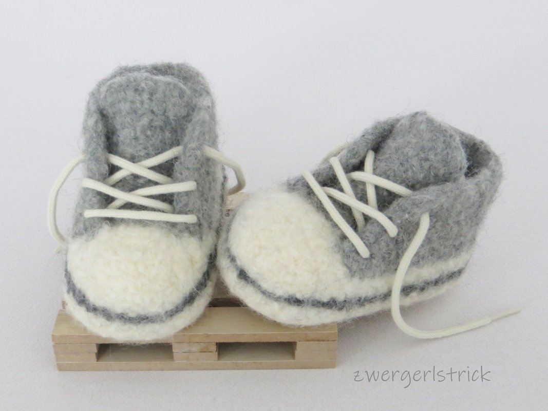 coole Turnschuhe für kleine Zwerge - häkeln und filzen - Bild 5
