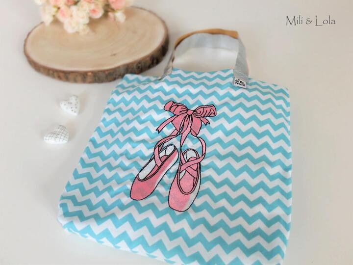 Zauberhafte Ballettschuhe mit Schleife, Kindermotiv für Ballerina