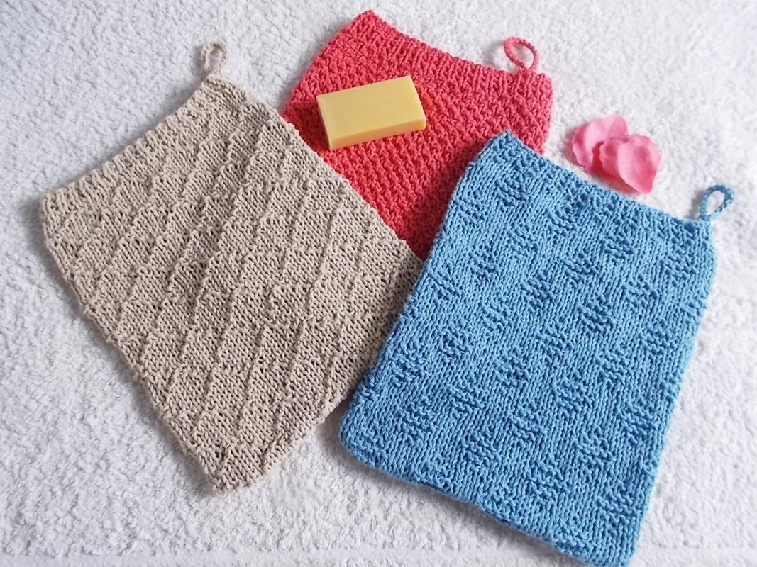 Waschhandschuhe mit 3 Peeling-Mustern - Strickanleitung