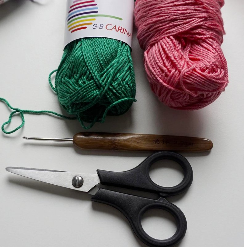 Crochet Pattern for cozy Baby Mittens (0-6 months) - Image 2