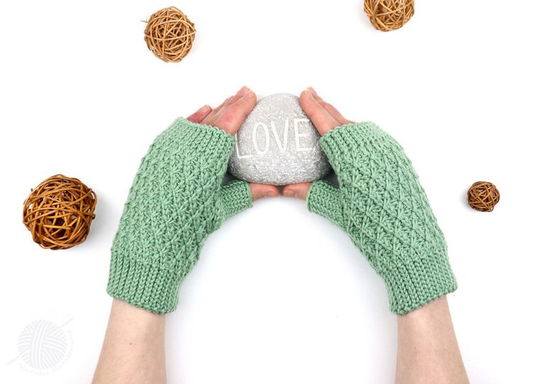 warm gloves "Flora" (adult/children)