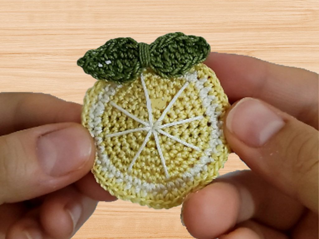 A crochet lemon Hair clip PDF pattern - Image 7